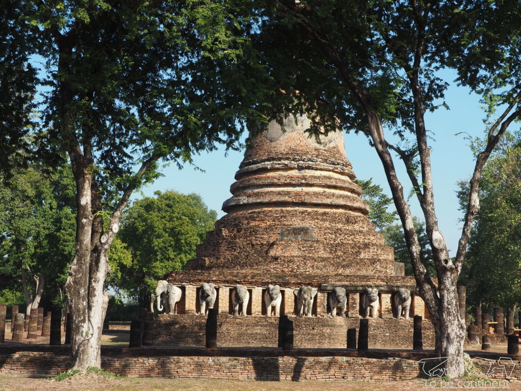 Wat Chang Lom. Sukhothai.