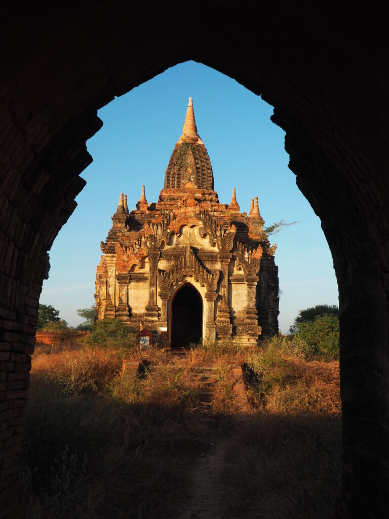 Jedna z nielicznych świątyń z nadal otwartą klatką schodową.