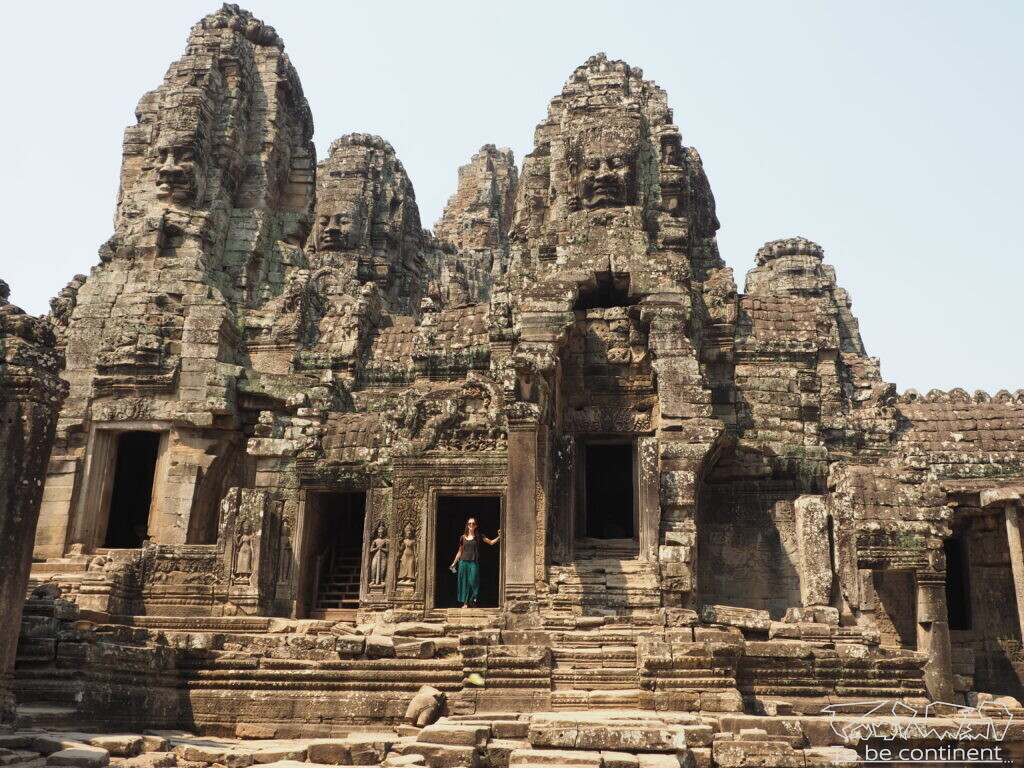 Świątynia Bajon w Parku Archeologicznym Angkor.